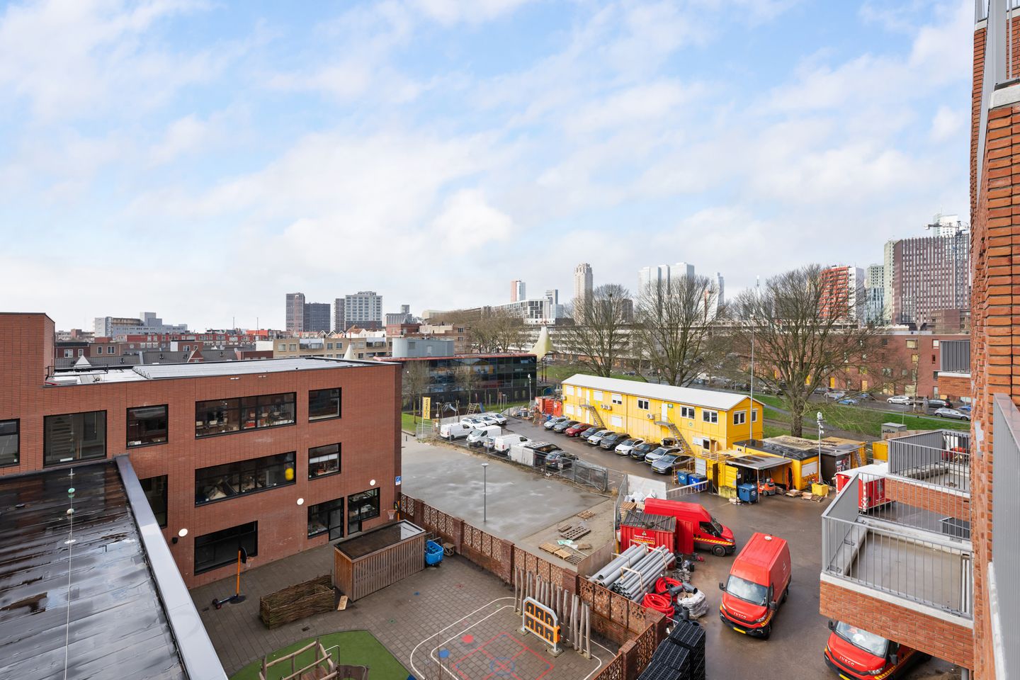 Foto 25 van Albertina Sisulupad 168