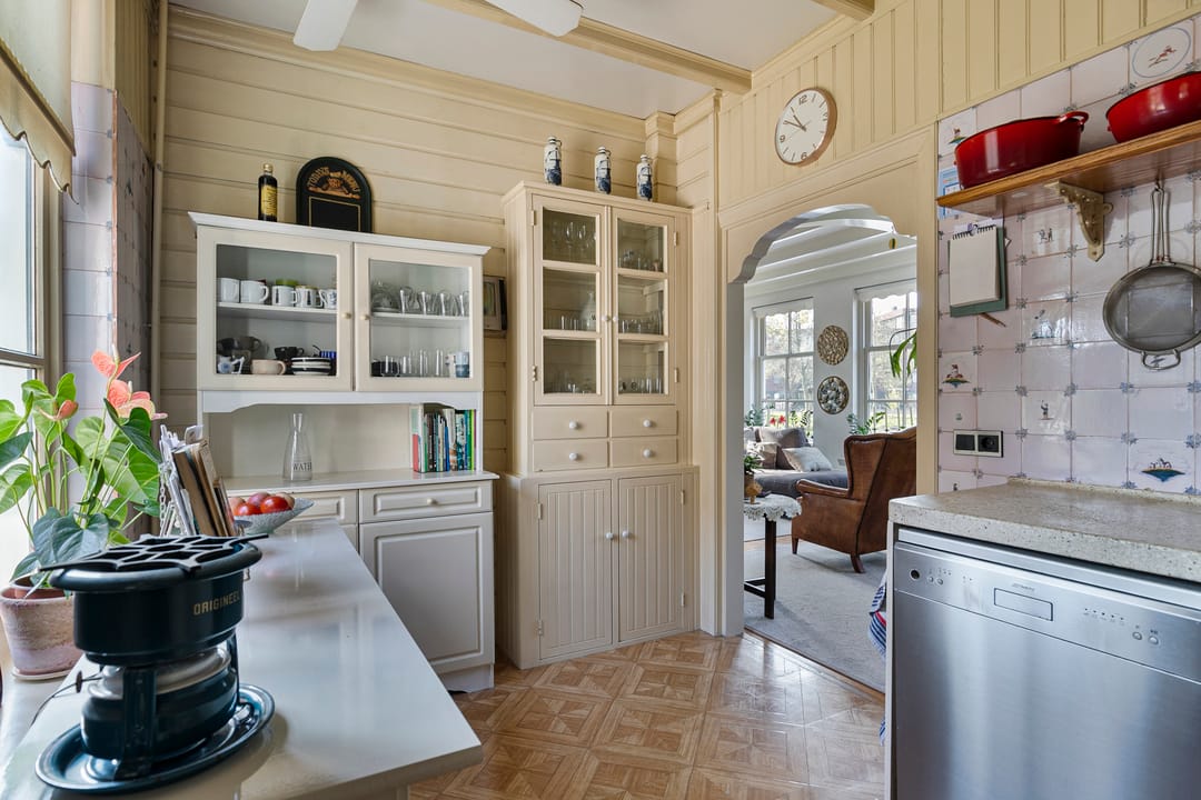 Foto 16 van Niesenoortsburgwal 38