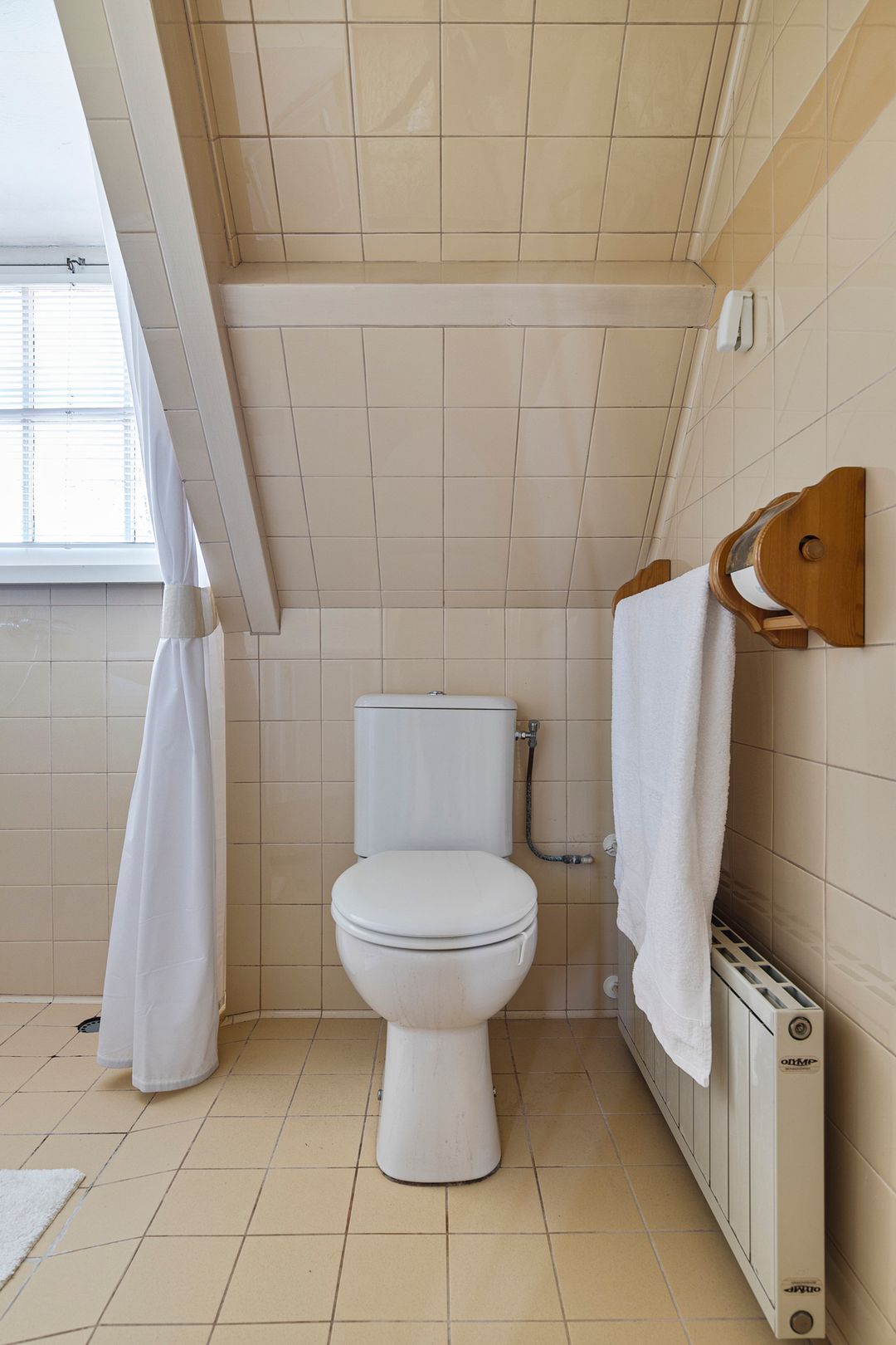 Foto 22 van Niesenoortsburgwal 38