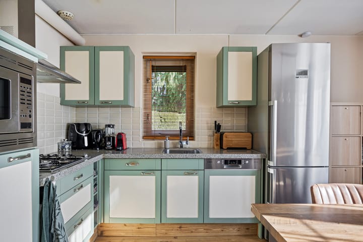 Photo 11 of Dwarsweg 6-612