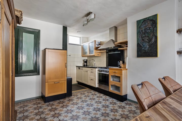 Photo 8 of Kleverstraat 10-A