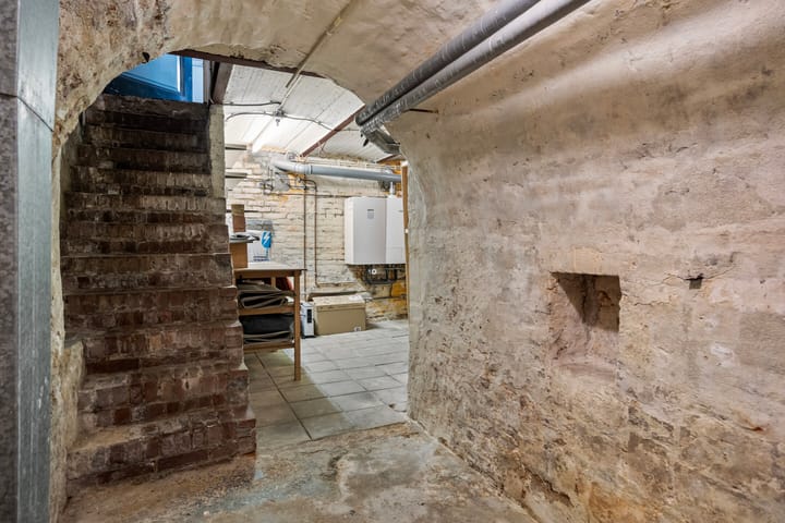 Photo 23 of Kleverstraat 10-A