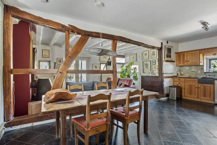 Photo 35 of Kleverstraat 10-A