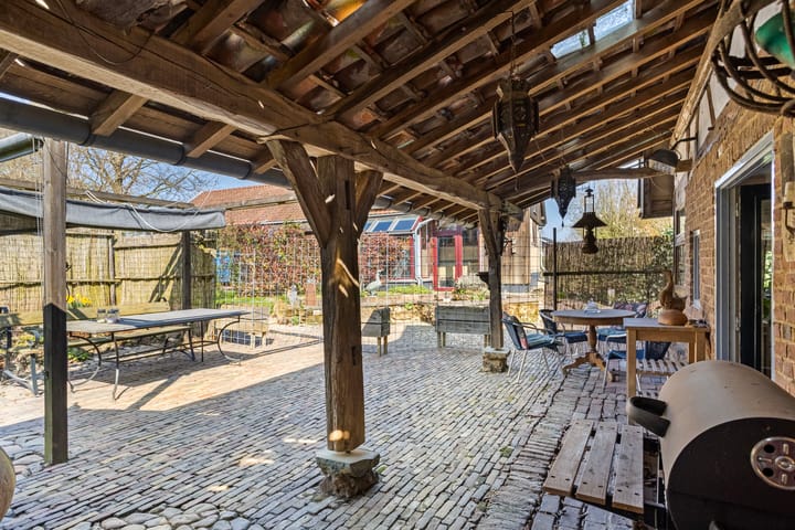 Photo 39 of Kleverstraat 10-A