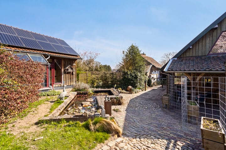 Photo 59 of Kleverstraat 10-A