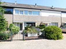 homes for rent on Bronkhorst 3