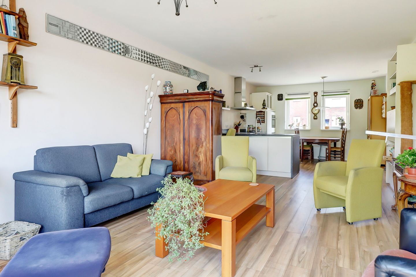 Photo 10 of Canadasingel 27