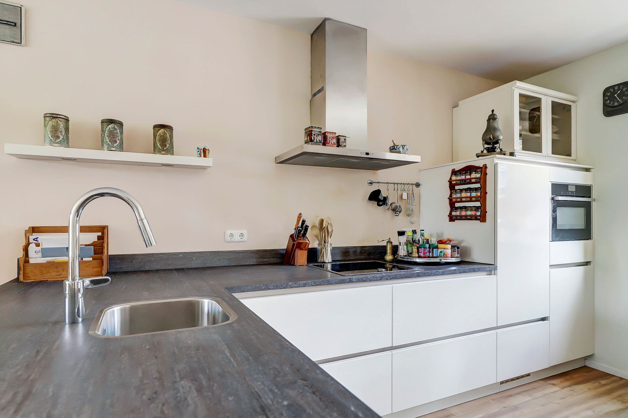 Photo 12 of Canadasingel 27