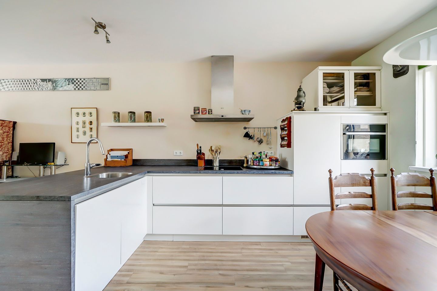 Photo 14 of Canadasingel 27