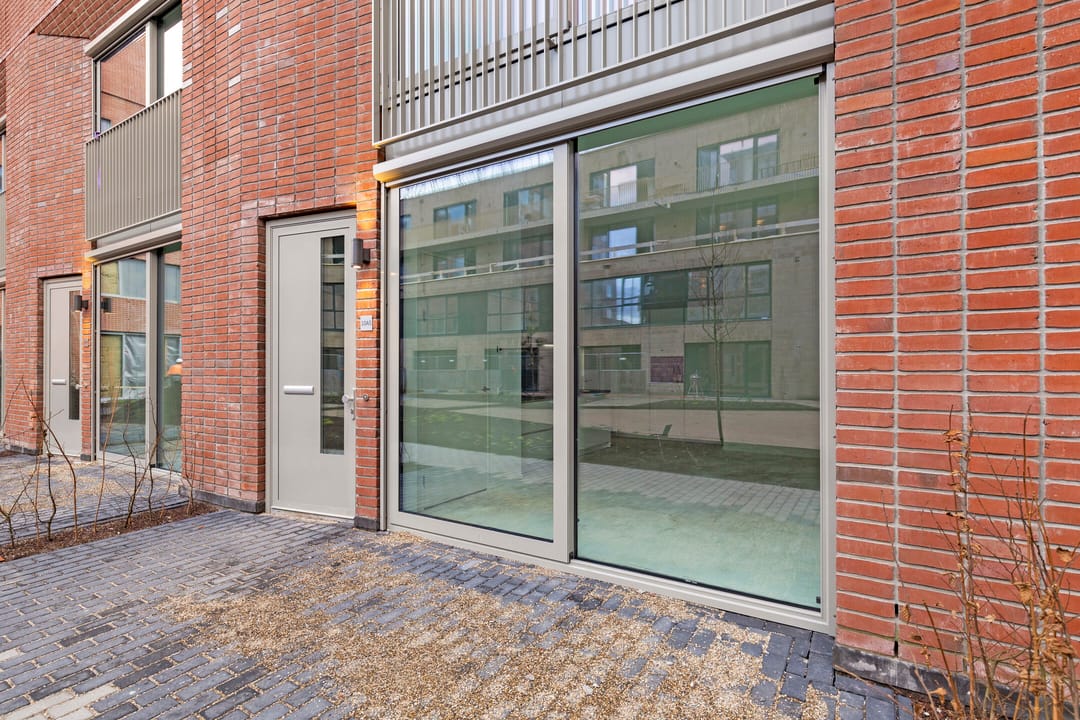 Foto 1 van Naritaweg 10-A5