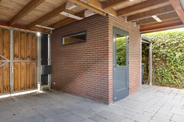 Foto 44 van M. Vasalisstraat 135