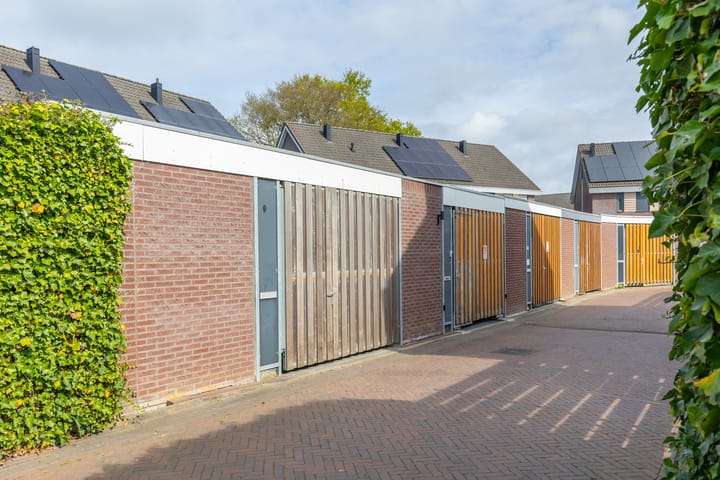 Foto 49 van M. Vasalisstraat 135