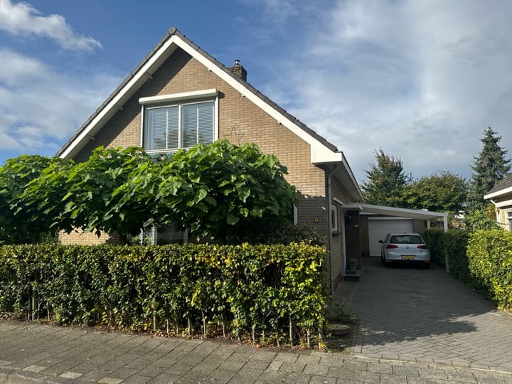 View photo of Zonnebloemstraat 37