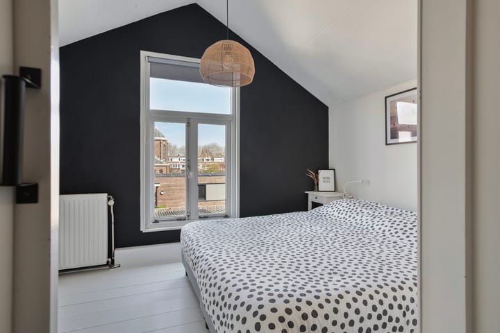 Foto 14 van Warmoezierskade 35