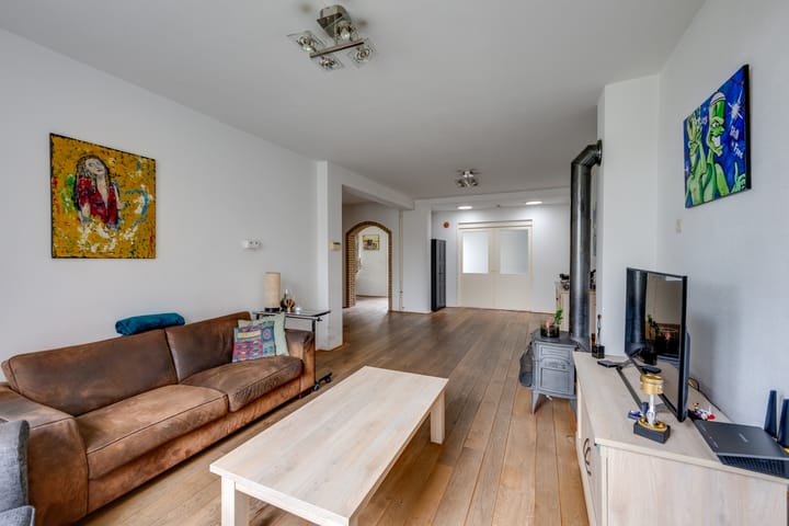 Foto 3 van van Oldenbarneveldtlaan 35