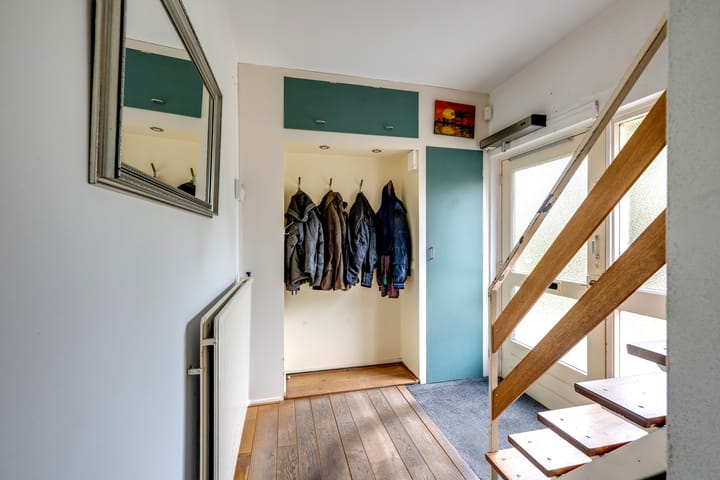 Photo 10 of van Oldenbarneveldtlaan 35