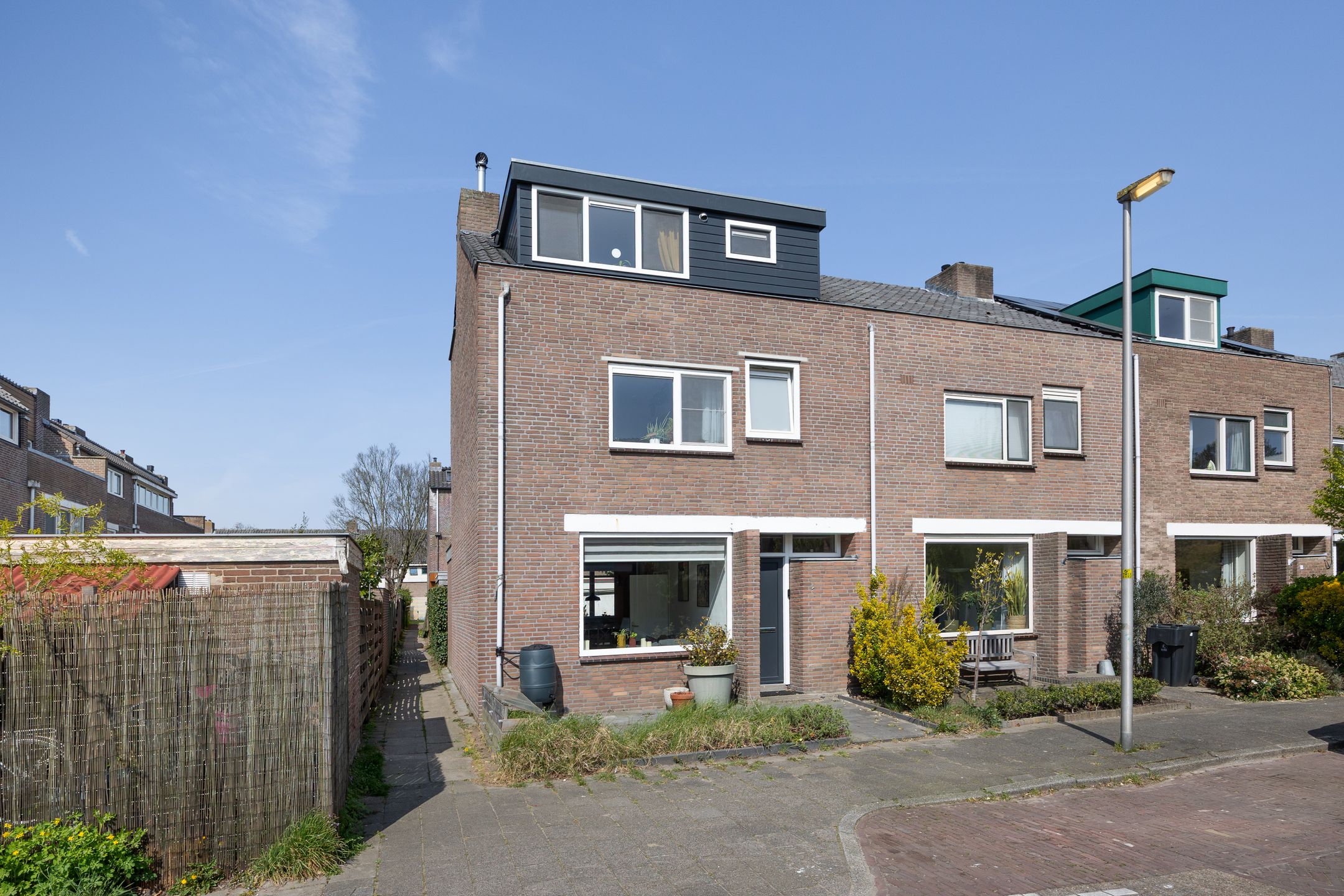 Foto 27 van Schoutenstraat 1