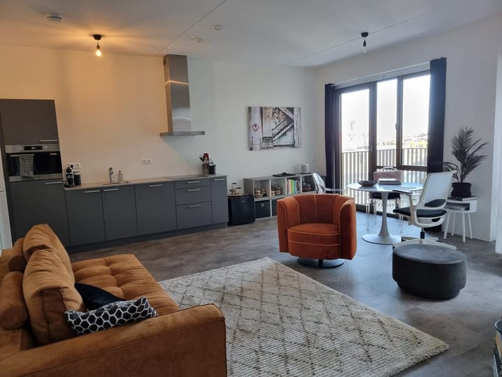 Foto 5 van Kanseliersplein 202