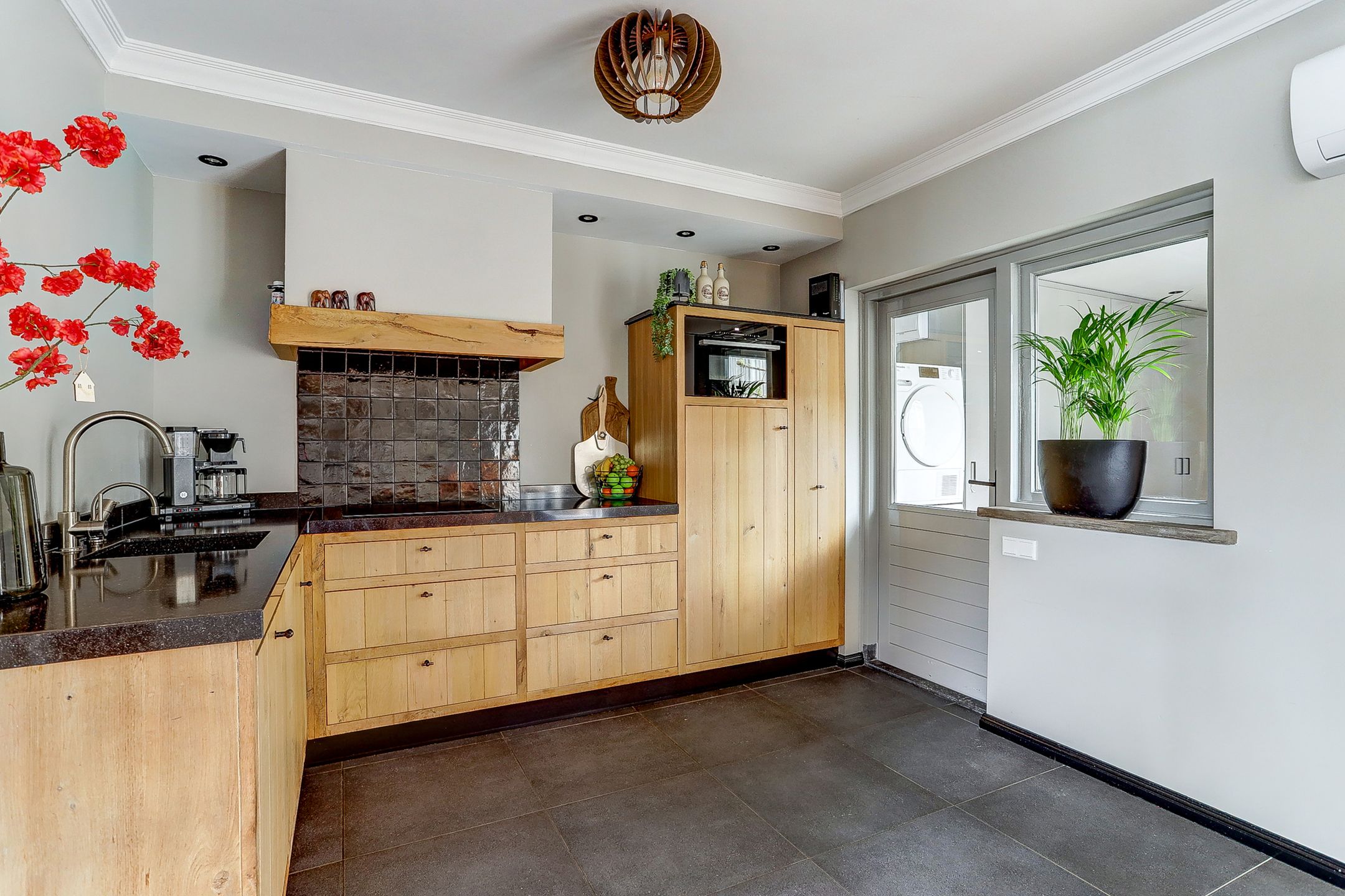 Foto 9 van Berenhoeksestraat 4