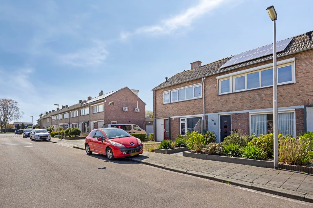 Foto 23 van Petuniastraat 31