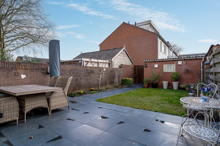 Foto 5 van Von Weberstraat 33