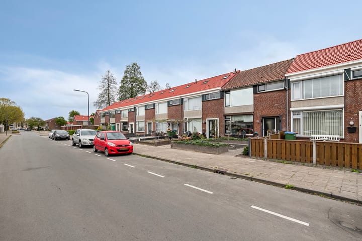 Foto 8 van Moeskroenstraat 79