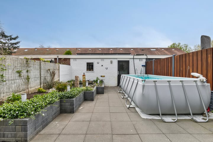 Foto 41 van Moeskroenstraat 79