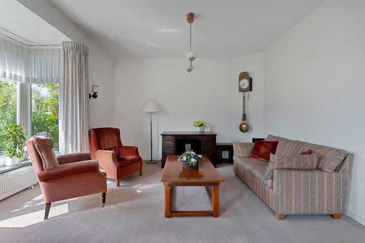 Foto 4 van Champs Elyseesweg 34