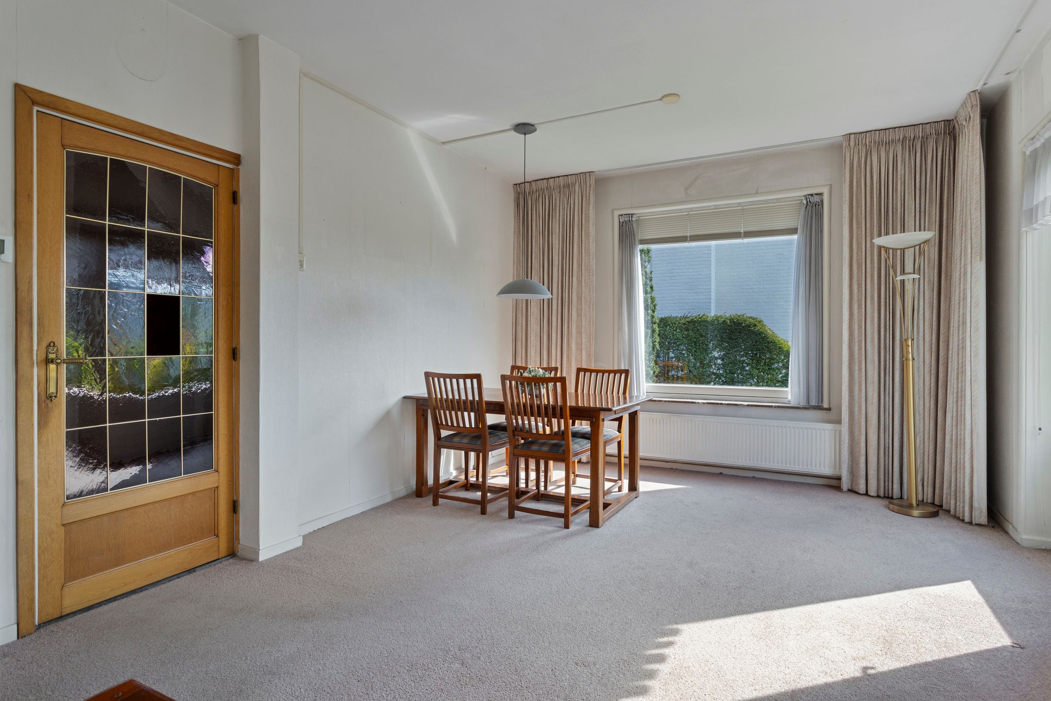 Foto 6 van Champs Elyseesweg 34