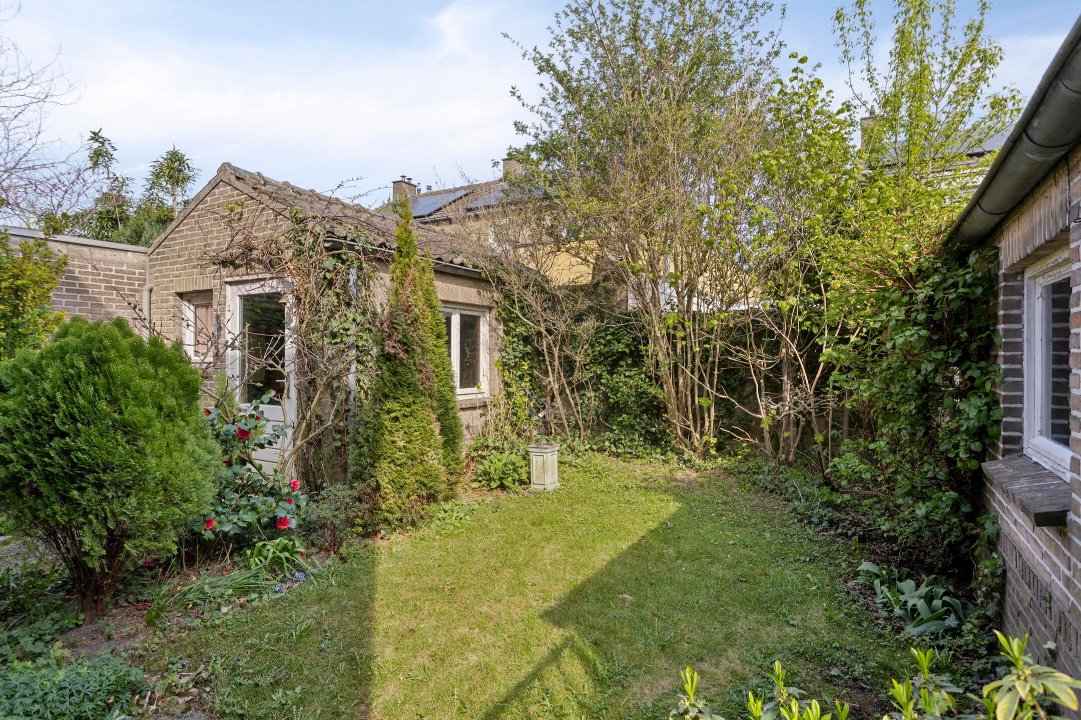 Foto 12 van Champs Elyseesweg 34