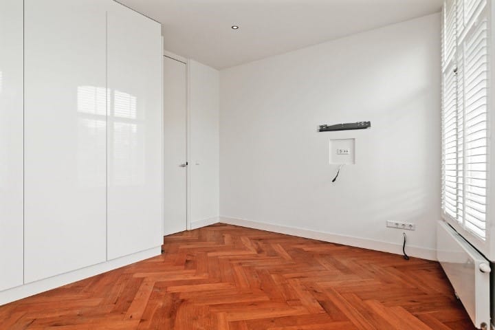 Photo 14 of Tesselschadestraat 13-C