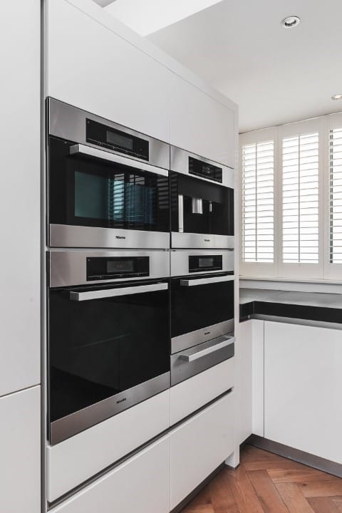 Photo 22 of Tesselschadestraat 13-C