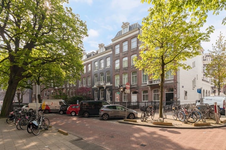 Photo 24 of Tesselschadestraat 13-C