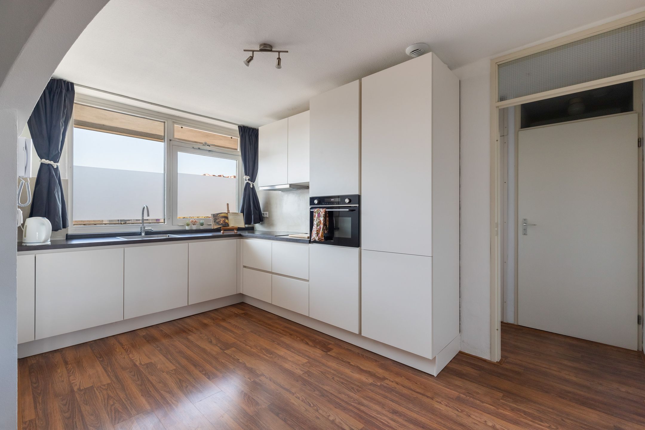 Photo 18 of Muntplein 67