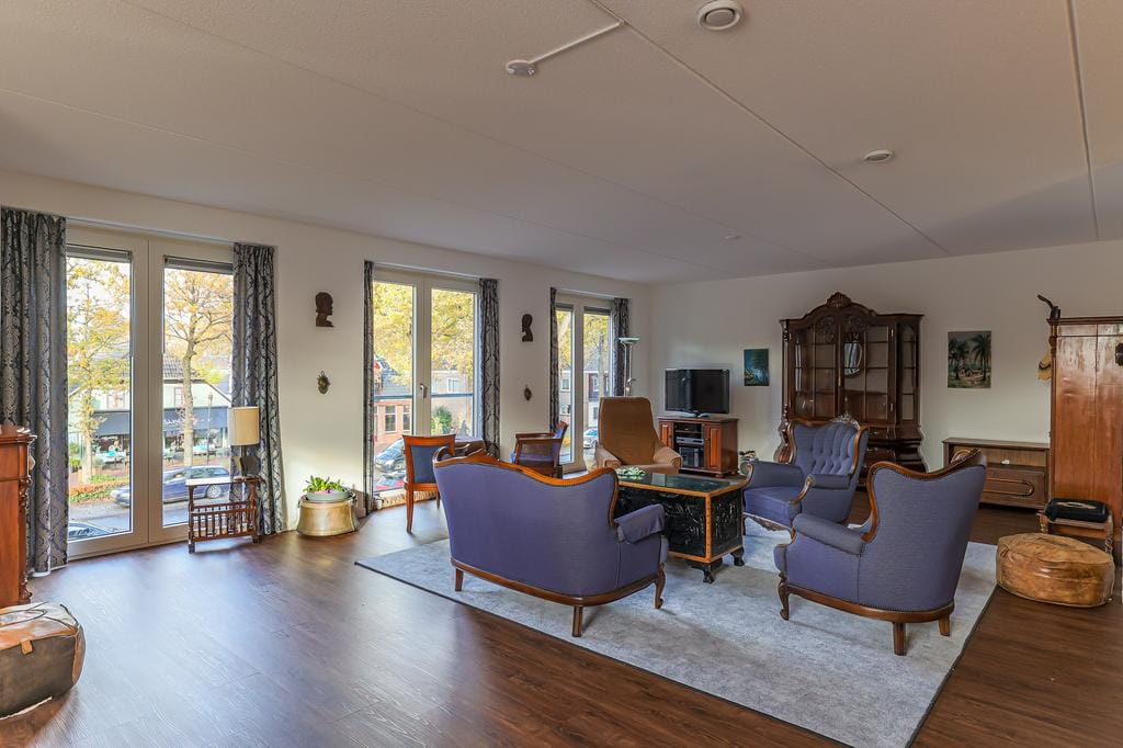 Photo 3 of Stationsweg 6-A