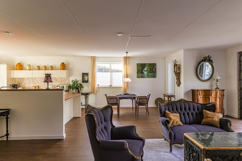 Photo 5 of Stationsweg 6-A