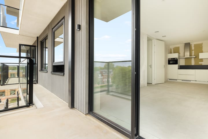 Photo 33 of Niemeyerstraat 49