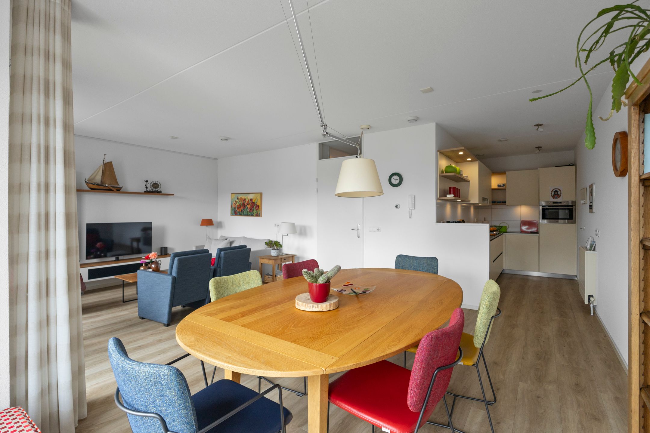 Foto 9 van Van Galenstraat 145