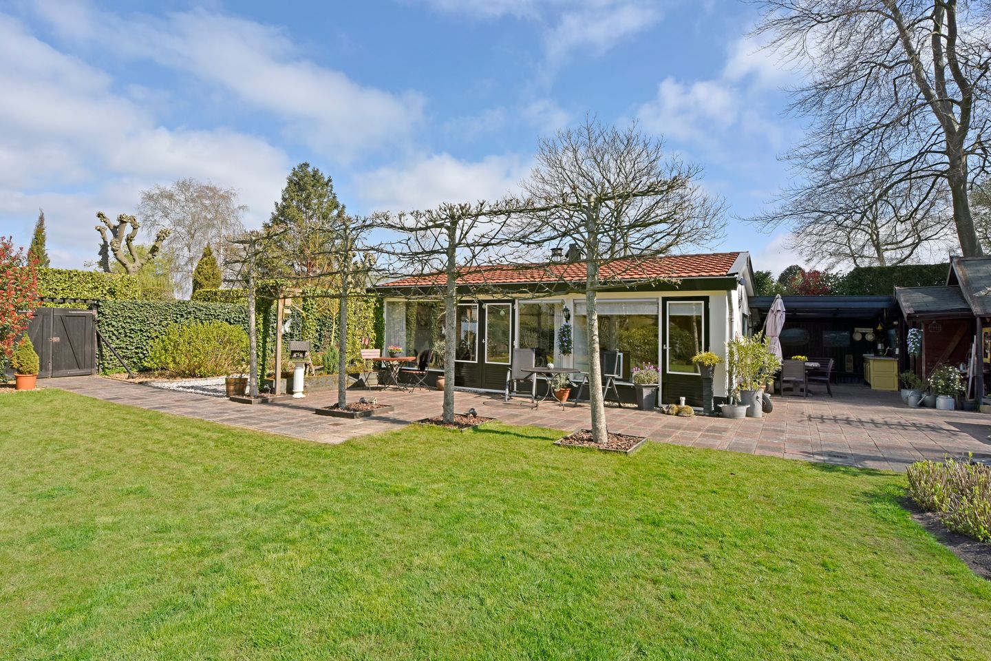 Foto 1 van Park Beau Rivage II 64