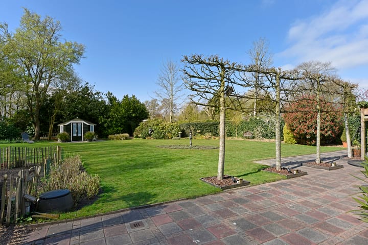 Foto 2 van Park Beau Rivage II 64