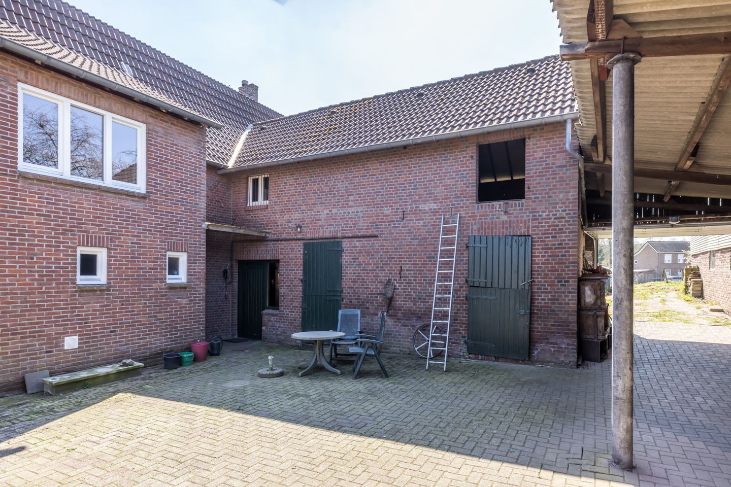 Foto 25 van Titus Brandsmastraat 5