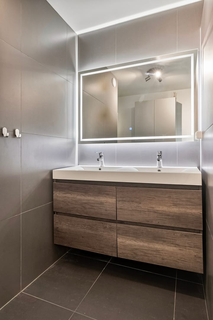 Foto 27 van Van Houtenstraat 23