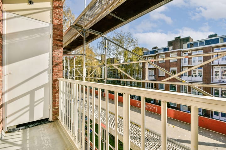 Foto 16 van Moerdijkstraat 9-2