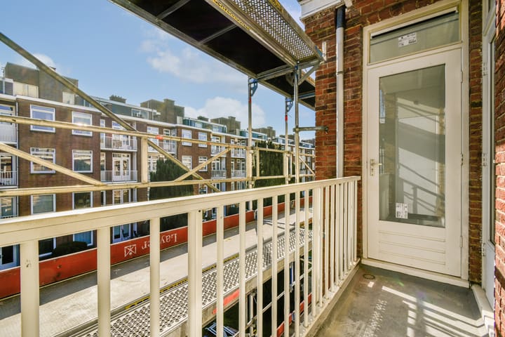 Foto 15 van Moerdijkstraat 9-2