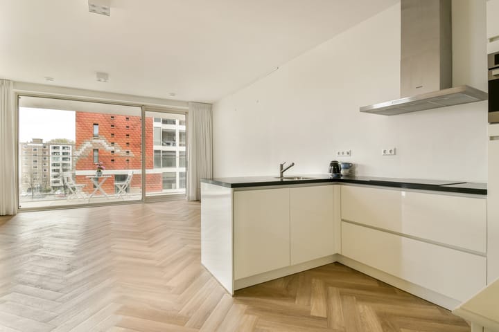 Foto 2 van Rosy Wertheimstraat 69