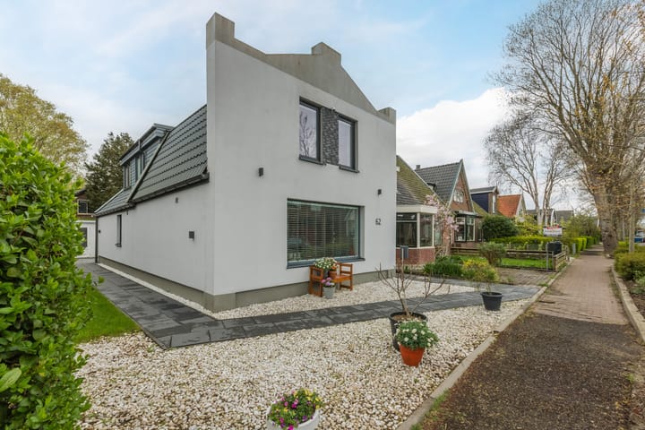 Spoorstraat 62