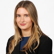 Isa Berends - Receptionist