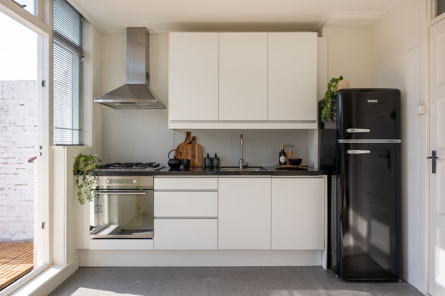 Photo 10 of Burgemeester van Tuyllkade 32-BS