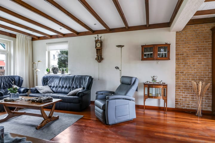 Photo 11 of Koningin Julianastraat 25