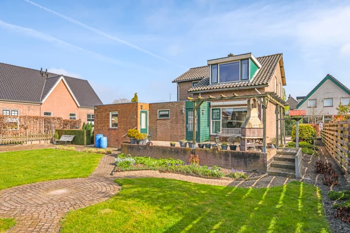 Photo 49 of Koningin Julianastraat 25